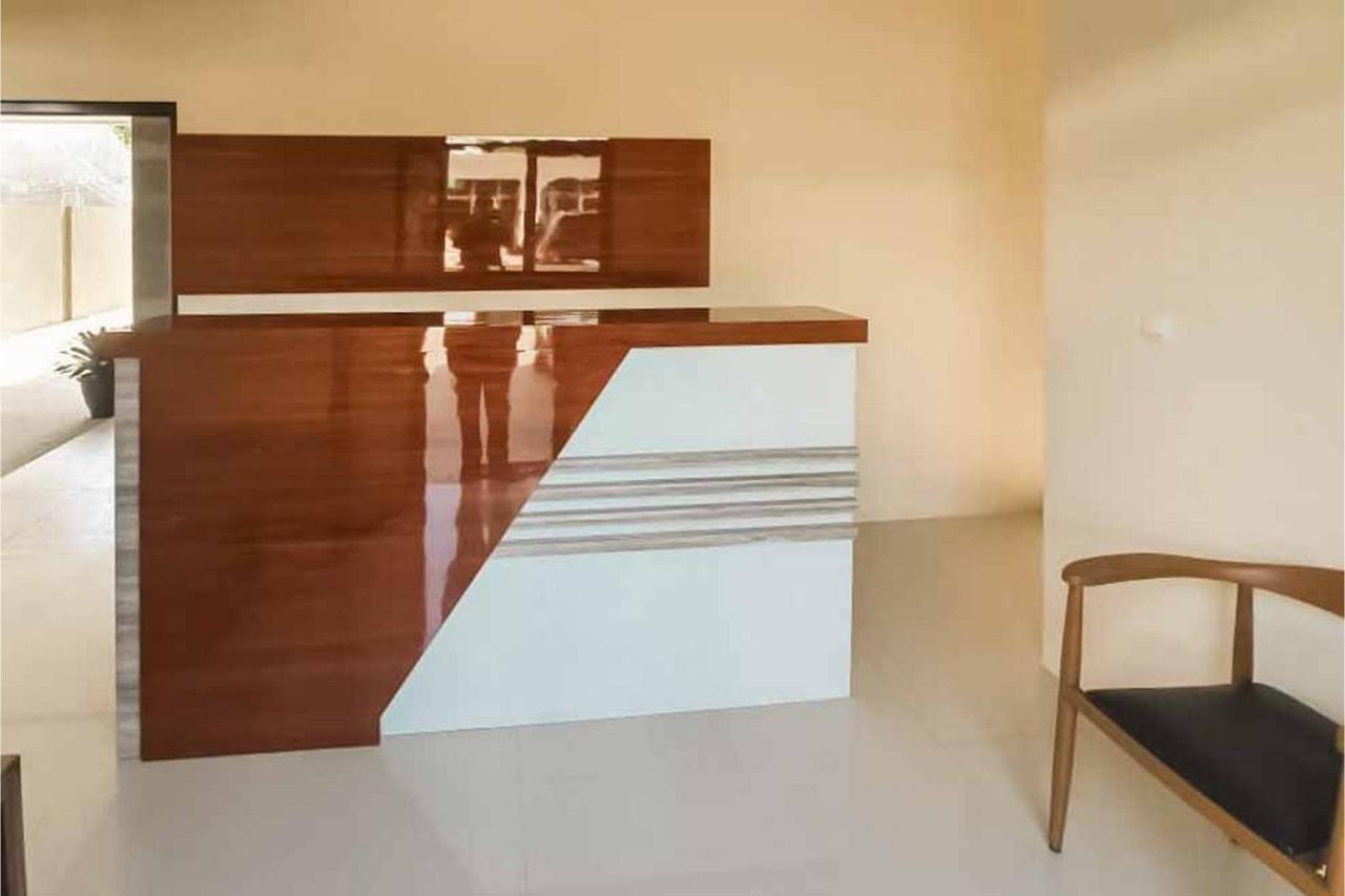Jatiwangi Syariah Guest House Mitra Reddoorz Majalengka Ngoại thất bức ảnh